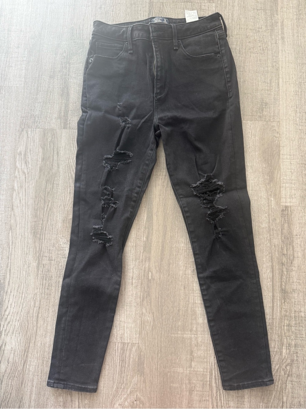 Abercrombie & Fitch Black Distressed Skinny Jeans
